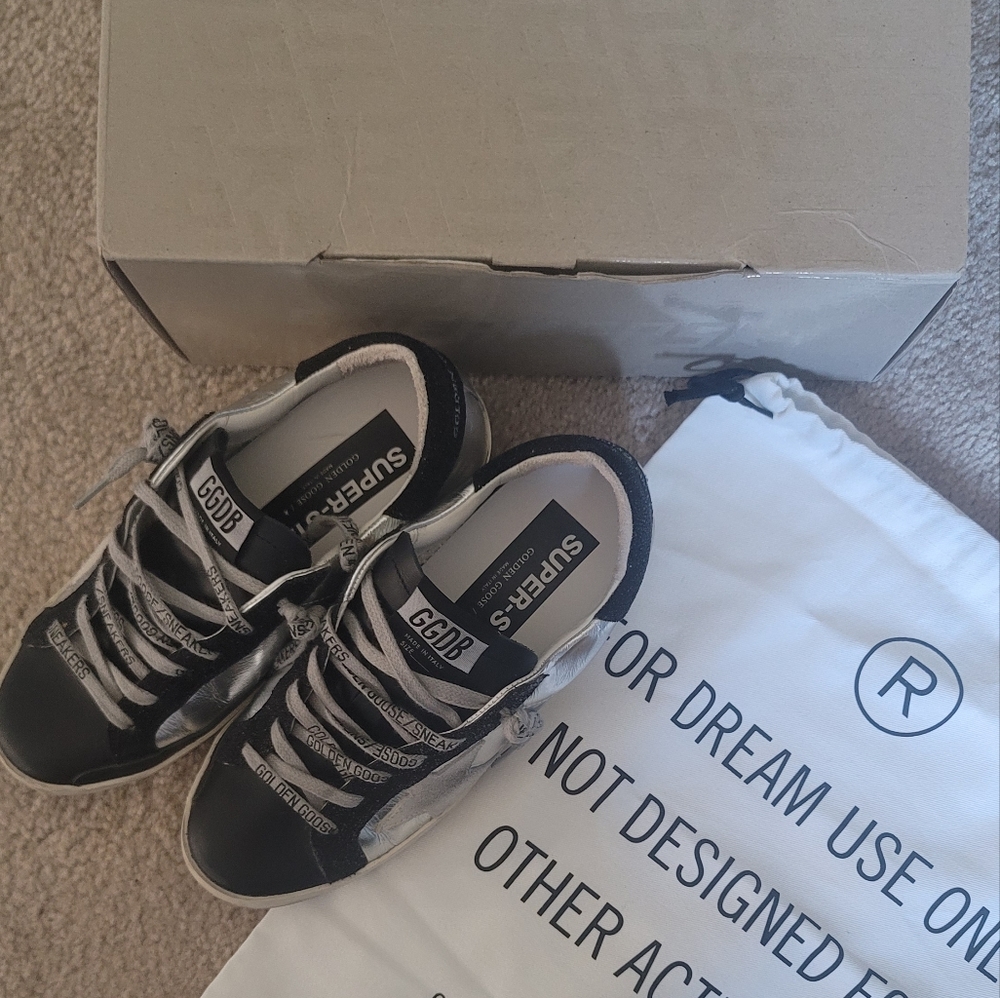 ❌️ SOLD ❌️ Golden Goose Superstar Sneakers (EU 36) - Picture 5 of 13